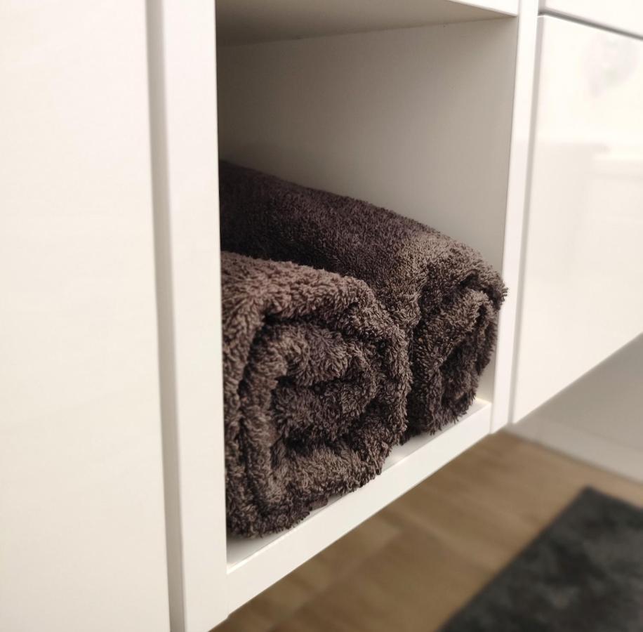 Modern Mountain Apartment - Free Parking & Sauna 오베르타우에른 외부 사진